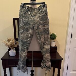 Vanilla Star Olive Green Camo Skinny Jeans